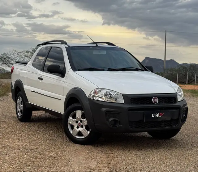 Carro Fiat Strada 2015 Working 1.4 (Flex) (Cabine Dupla)