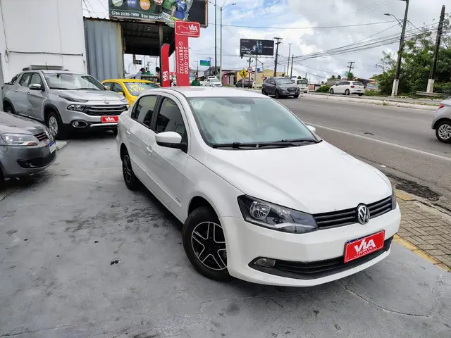Carro Volkswagen Voyage 2013 (G6) 1.6 VHT Total Flex
