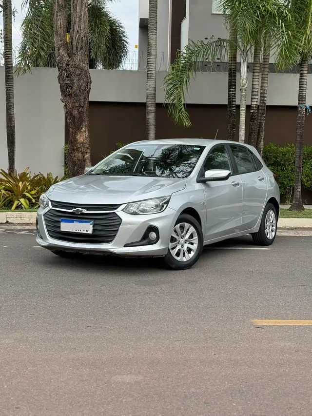 Carro Chevrolet Onix 2021 1.0 (Flex)