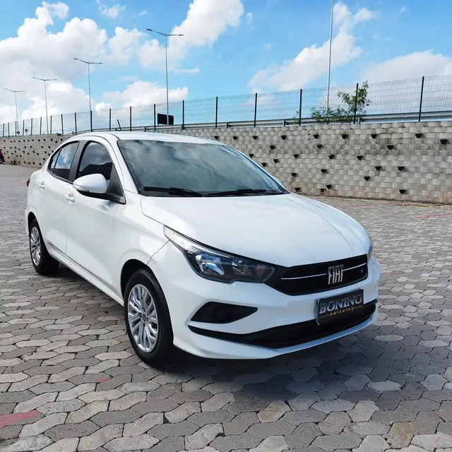 Carro Fiat Cronos 2024 Drive 1.0