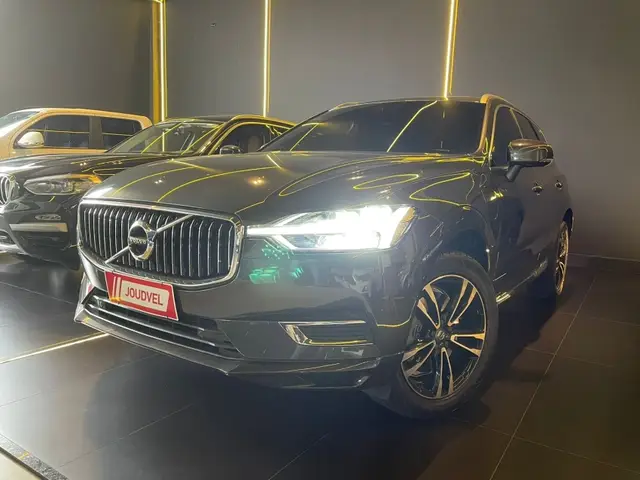 Carro Volvo XC60 2021 Momentum T8 2.0 Hybrid AWD (Aut)