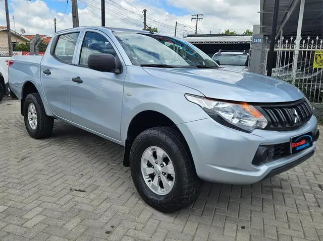 Carro Mitsubishi L200 Triton Sport 2020 Sport 2.4 GLX 4WD