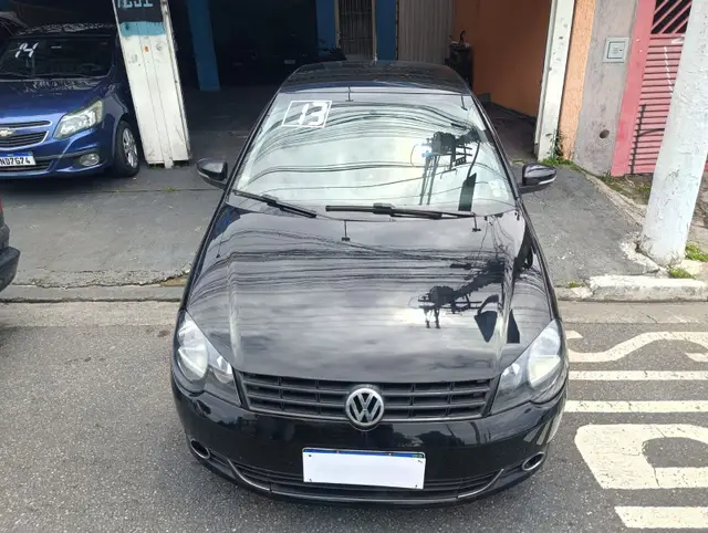 Carro Volkswagen Polo Sedan 2013 1.6 8V (Flex)