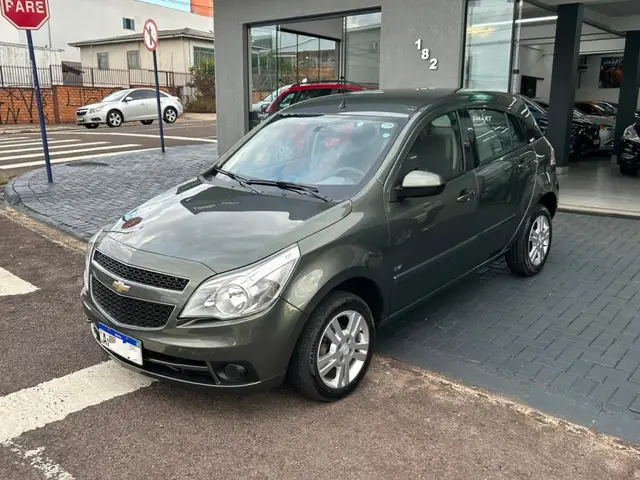 Carro Chevrolet Agile 2010 LTZ 1.4 8V (Flex)