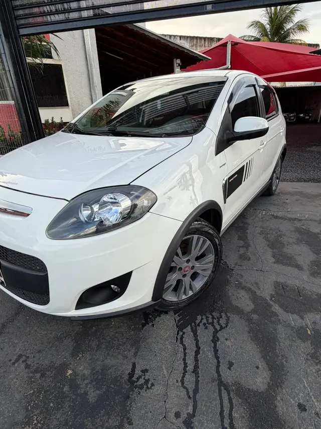 Carro Fiat Palio 2015 Sporting 1.6 16V (Flex)