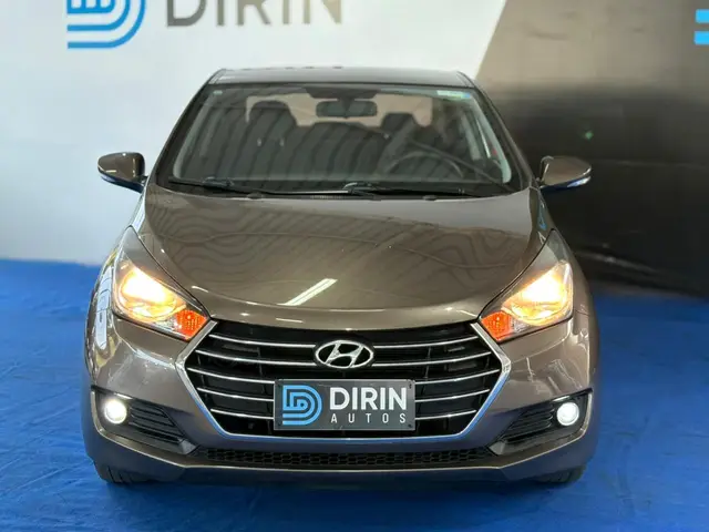 Carro Hyundai HB20S 2017 1.0 Comfort Plus (Flex)