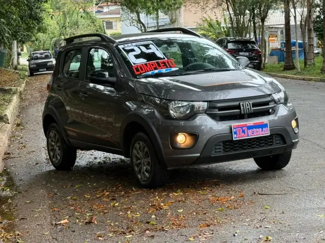 Carro Fiat Mobi 2024 Trekking 1.0