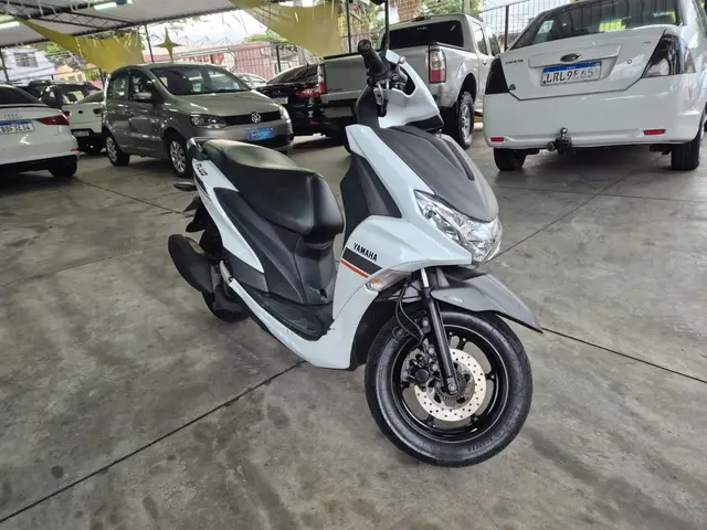 Moto Yamaha Fluo 2023 ABS