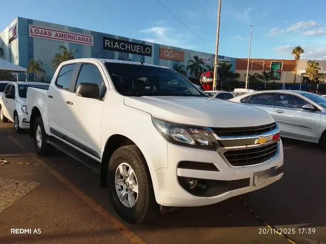 Carro Chevrolet S10 Cabine Dupla 2018 S10 2.5 ECOTEC SIDI Advantage 4x2 (Cabine Dupla)