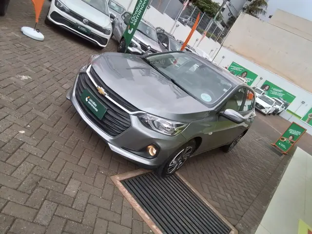 Carro Chevrolet Onix Plus 2025 LT 1.0