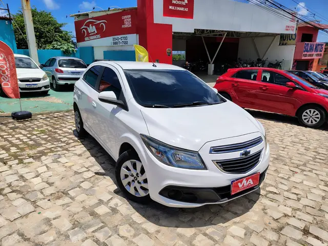 Carro Chevrolet Onix 2016 1.4 LT SPE/4