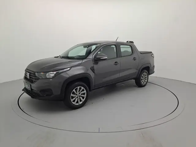 Carro Fiat Strada 2025 Volcano 1.3 Flex 8V CD Aut.