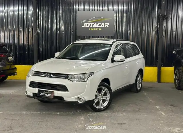 Carro Mitsubishi Outlander 2015 2.0 16V CVT