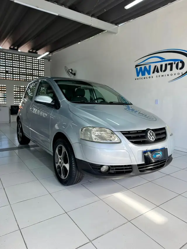 Carro Volkswagen Fox 2009 Trend 1.0 8V (Flex)