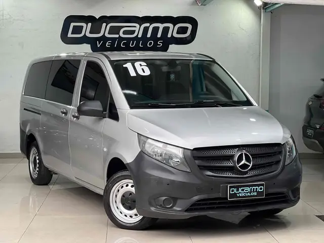 Carro Mercedes-Benz Vito 2016 2.0 119 Tourer 8+1 Comfort (Flex)