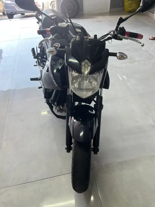 Moto Yamaha XJ6 N 2013 XJ6 N 600