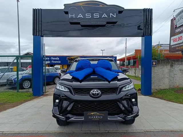 Carro Toyota SW4 2022 Diamond  2.8 turbodiesel 7L 4x4 (Aut)