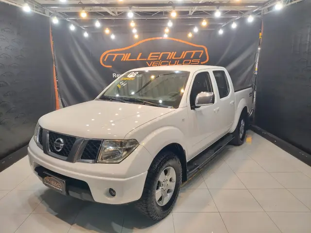 Carro Nissan Frontier 2008 SEL 4x4 2.5 16V (cab. dupla)