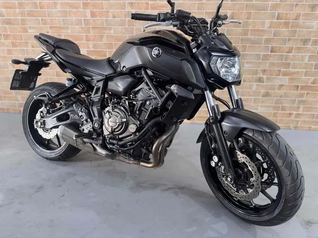 Moto Yamaha MT-07 2023 ABS