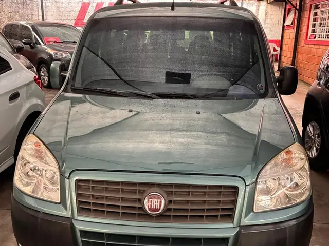 Carro Fiat Doblò 2010 ELX 1.4 8V (Flex)
