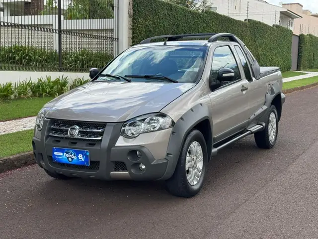 Carro Fiat Strada 2012 Adventure 1.8 16V (Flex) (Cabine Estendida)
