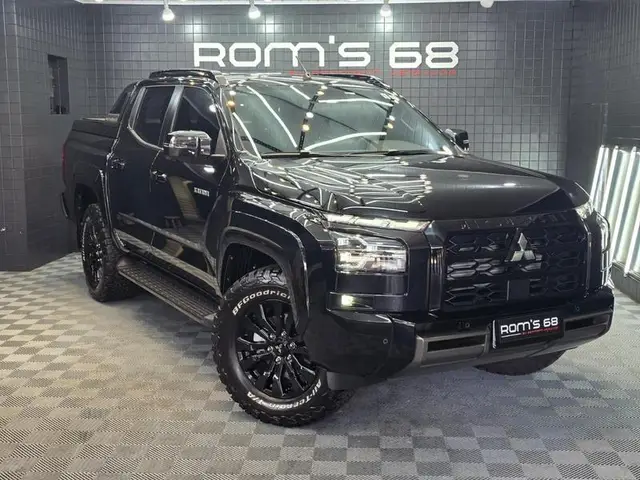 Carro Mitsubishi Triton 2026 Katana