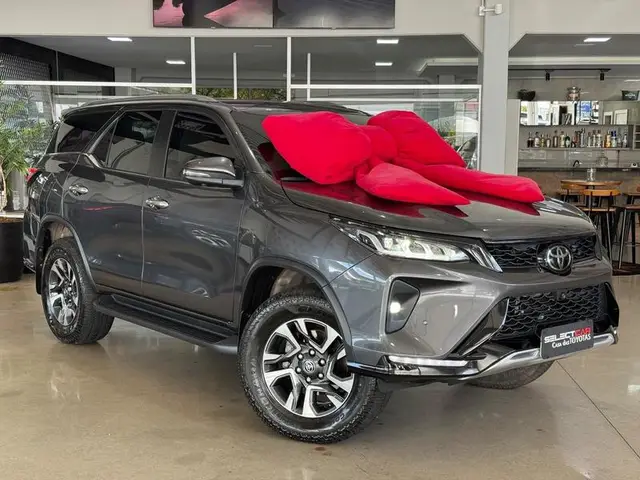 Carro Toyota SW4 2024 Diamond  2.8 Turbodiesel 4x4 (Aut.)