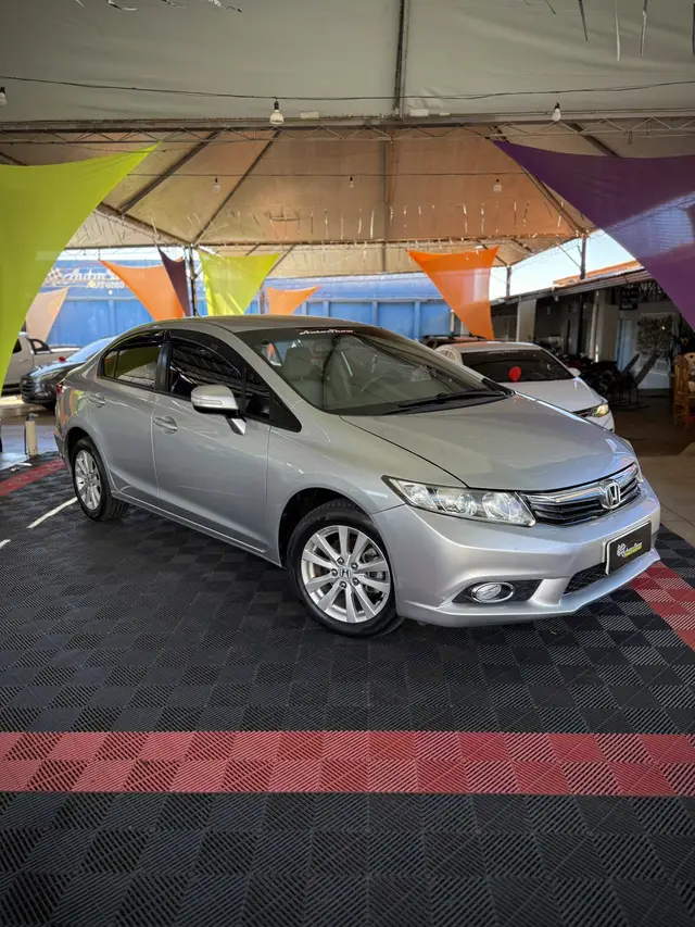 Carro Honda Civic 2014 New  LXR 2.0 i-VTEC (Aut) (Flex)