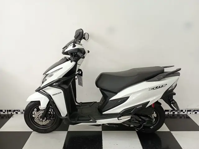 Moto Honda Elite 125 2025 CBS