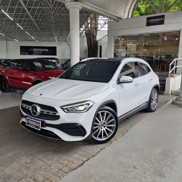 Carro Mercedes-Benz GLA 200 2023 AMG Line 1.3 Turbo (Aut)