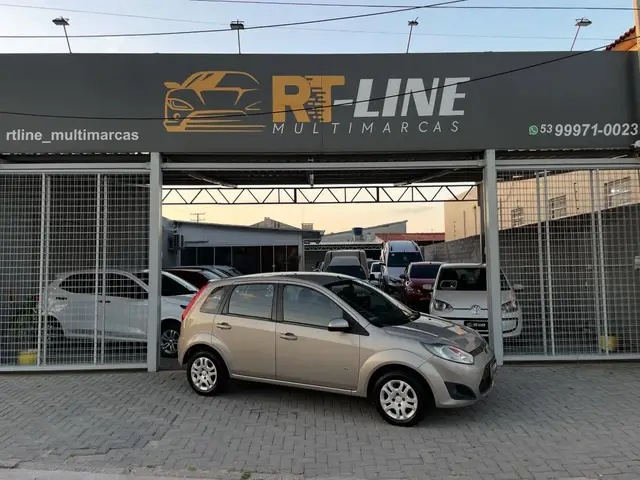 Carro Ford Fiesta Hatch 2014 1.6