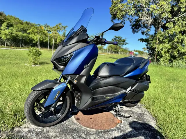 Moto Yamaha XMax 2021 250 (ABS)