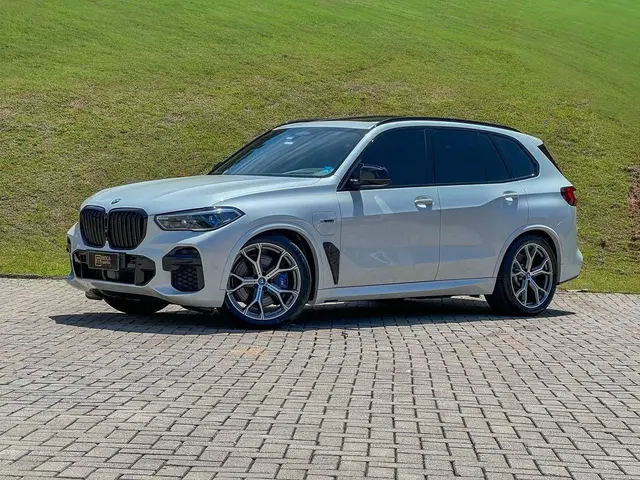 Carro BMW X5 2023 xDrive45e M Sport 3.0 Turbo (Aut.) (Híb.)