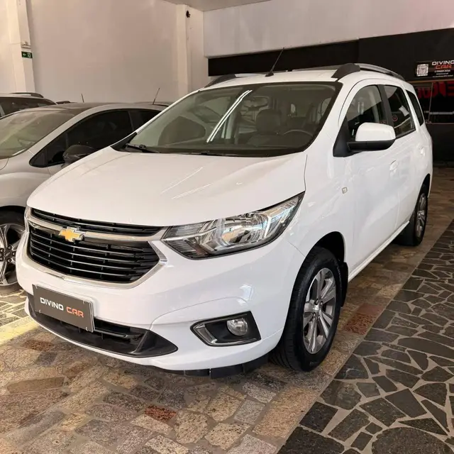 Carro Chevrolet Spin 2024 Premier 1.8 (Aut.)