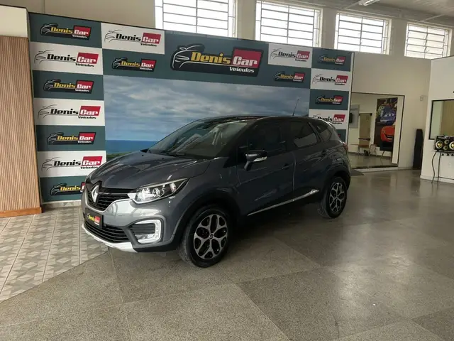 Carro Renault Captur 2018 Intense 1.6 16v SCe CVT (Flex)