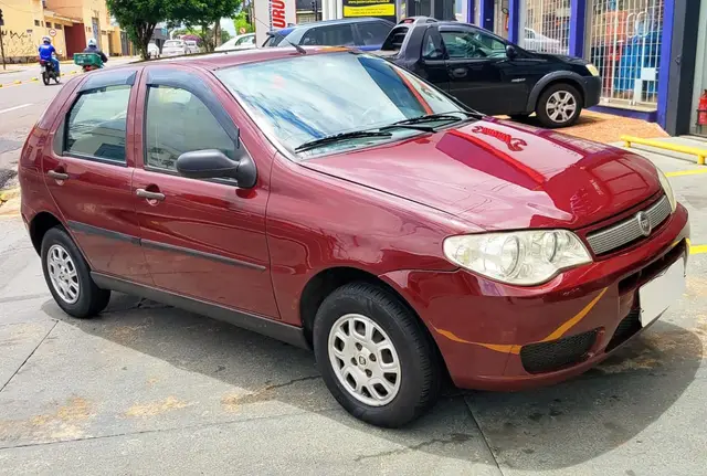 Carro Fiat Palio 2005 ELX 1.3 8V (Flex)