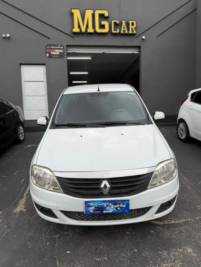 Carro Renault Logan 2013 Expression 1.0 16V (flex)