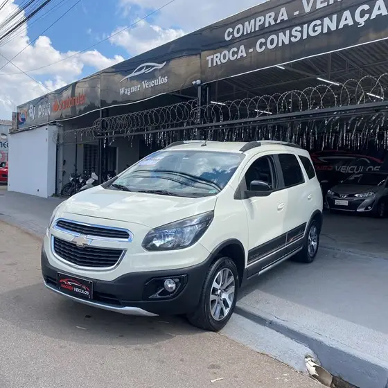 Carro Chevrolet Spin 2016 Activ 1.8 (Flex) (Aut)