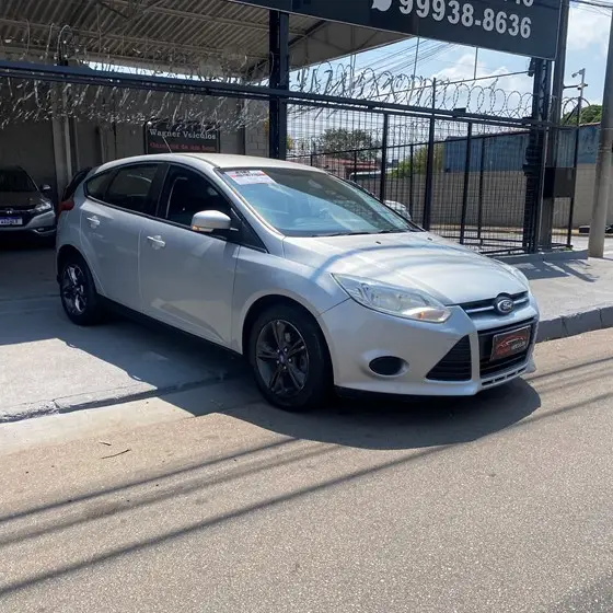 Carro Ford Focus Hatch 2015 S 1.6 16V TiVCT PowerShift