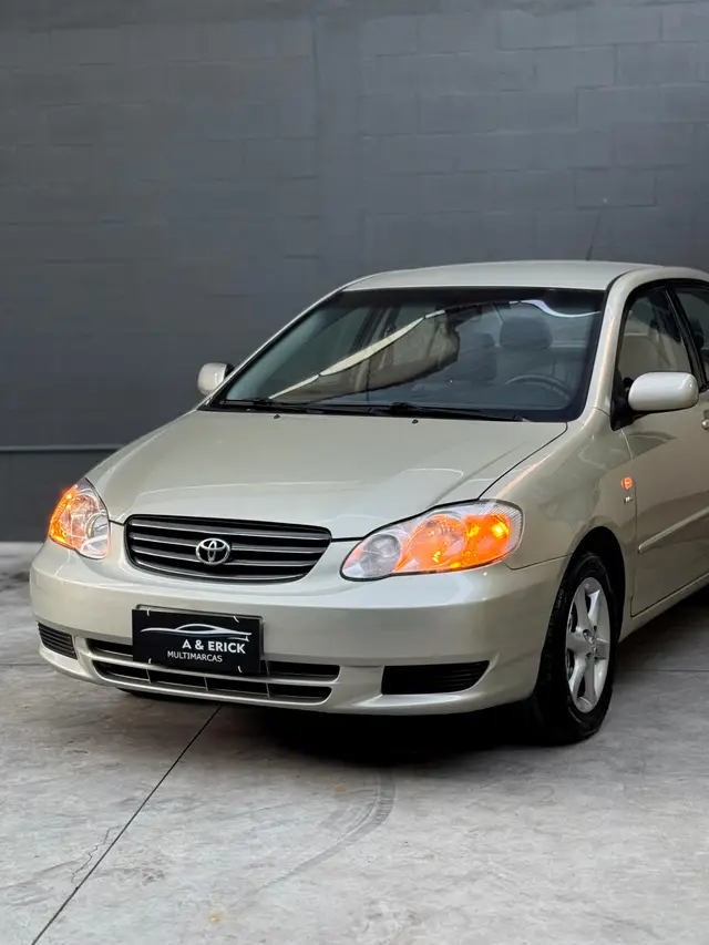 Carro Toyota Corolla 2004 Sedan XEi 1.8 16V (flex)