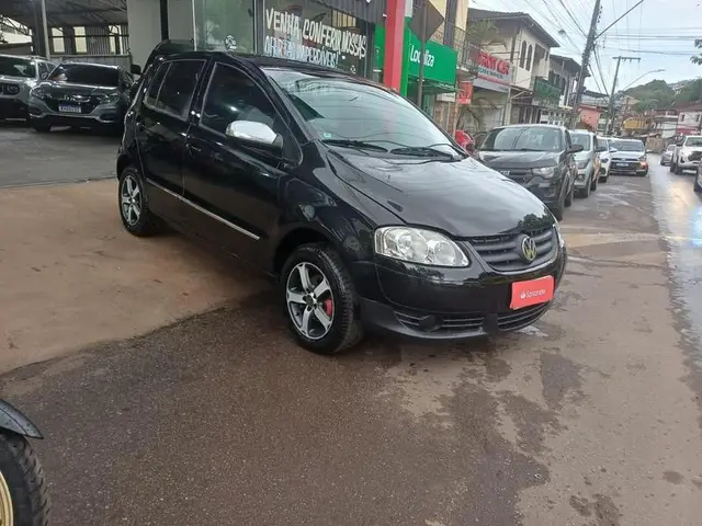 Carro Volkswagen Fox 2010 1.0 8V (Flex) 2p