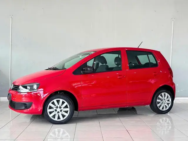 Carro Volkswagen Fox 2011 1.6 8V (Flex)