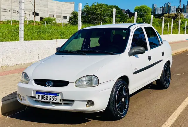 Carro Chevrolet Classic 2007 Corsa Sedan  Life 1.0 (Flex)