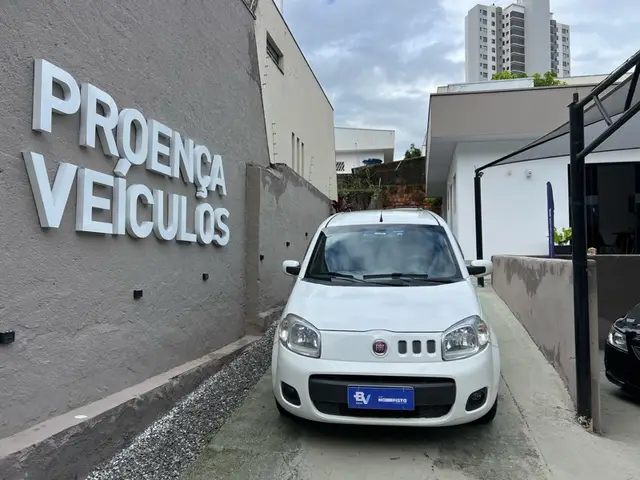 Carro Fiat Uno 2014 Economy 1.4 8V (Flex) 4P