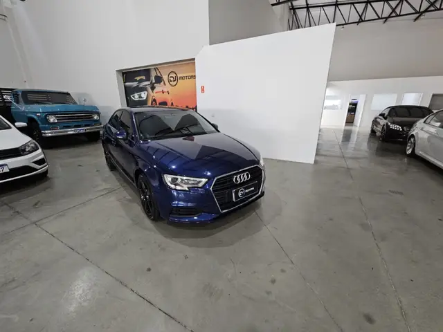 Carro Audi A3 2018 1.4 TFSI Ambiente Tiptronic (Flex)