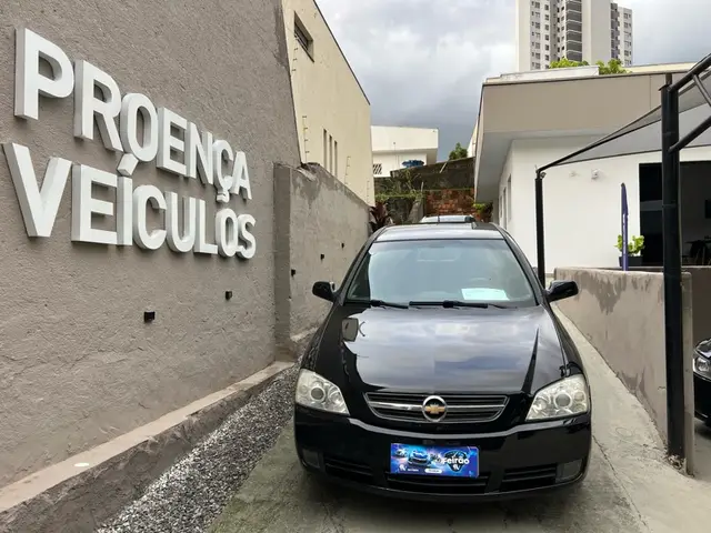 Carro Chevrolet Astra Hatch 2011 Advantage 2.0 (Flex)