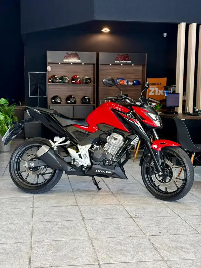 Moto Honda CB 300F Twister 2023 (ABS)