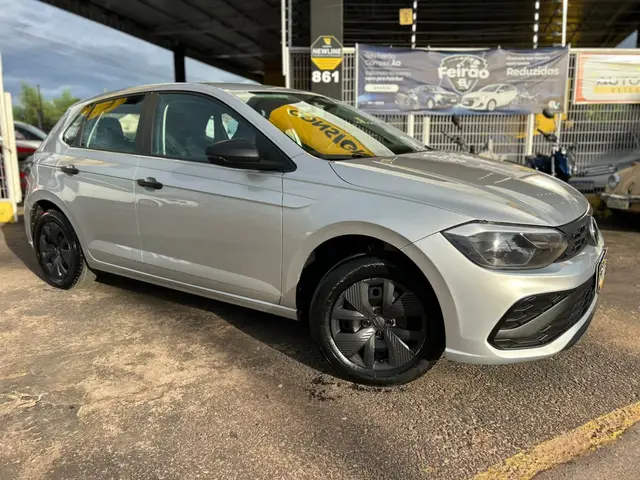 Carro Volkswagen Polo 2024 Track 1.0 Flex 12V 5p
