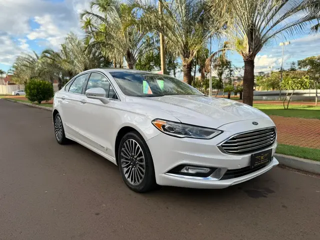 Carro Ford Fusion 2017 2.0 EcoBoost Titanium FWD (Aut)