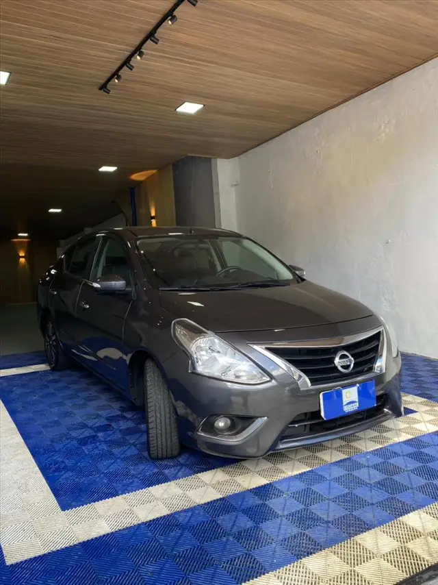 Carro Nissan Versa 2018 1.6 16V Unique CVT (Flex)